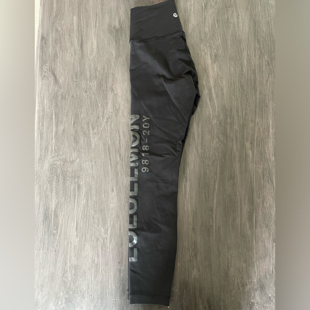 lululemon athletica wunder under Luon Black Leggings